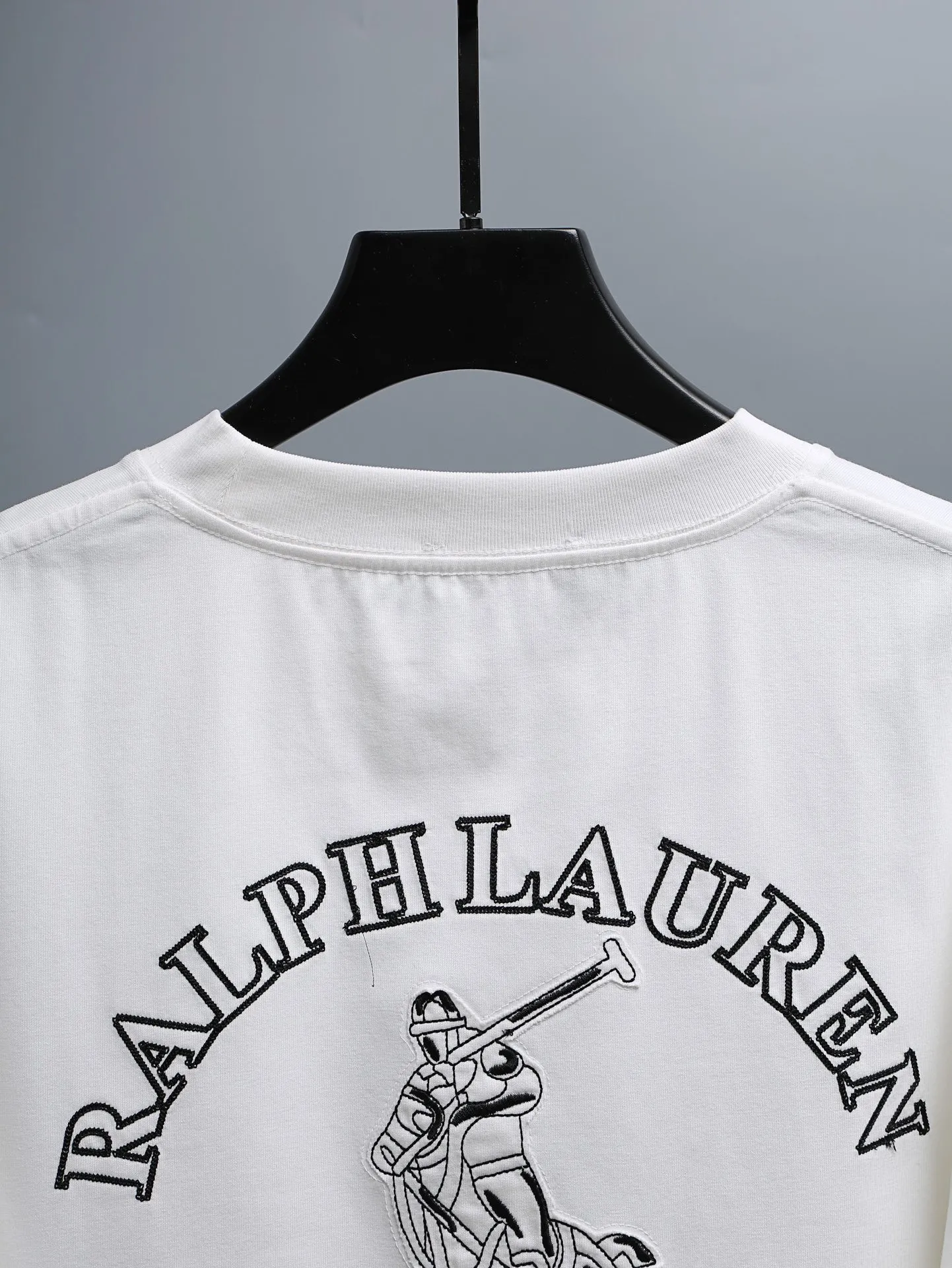 P170 Ralph Lauren* 2꯭0꯭2꯭6 new spring and summer style ❤️ Original ⌚️ higher version of Ralph Lauren. The fabric is made of 280g high-density pure cotton. It does not deform or shrink. Process introduction: double thread movement. Precision embroidery on the chest ➕ back panel embroidery🪡 process Color: White SIZE: S-XXL